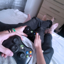 i-am-crazier-than-you-think:  Playtime with my gorgeous boyfriend ♥  Would like this very much