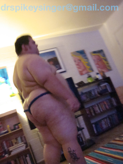 mankinisandthongs:  Another Big & Beautiful boy in a thong. More of him can be found at: http://drspikeysinger.tumblr.com