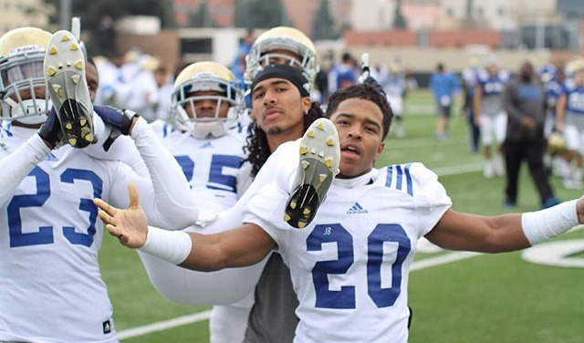 ultrasexyniggas:  Justin Combs bustin’ some moves for his UCLA teammates … 