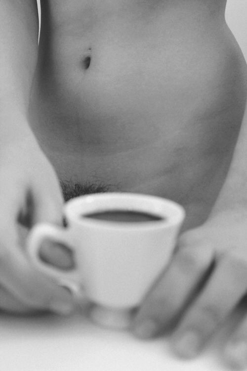 benderindeniz:  ladypaolabo-returned:  Buongiorno… sabato   Kahve zamani 🎀😍☕👍