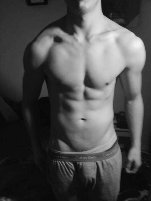 gayboy-11:  For some of the sexiest guys, and naked guys follow here: Gay Boys & Men Submit Here or Ask Me