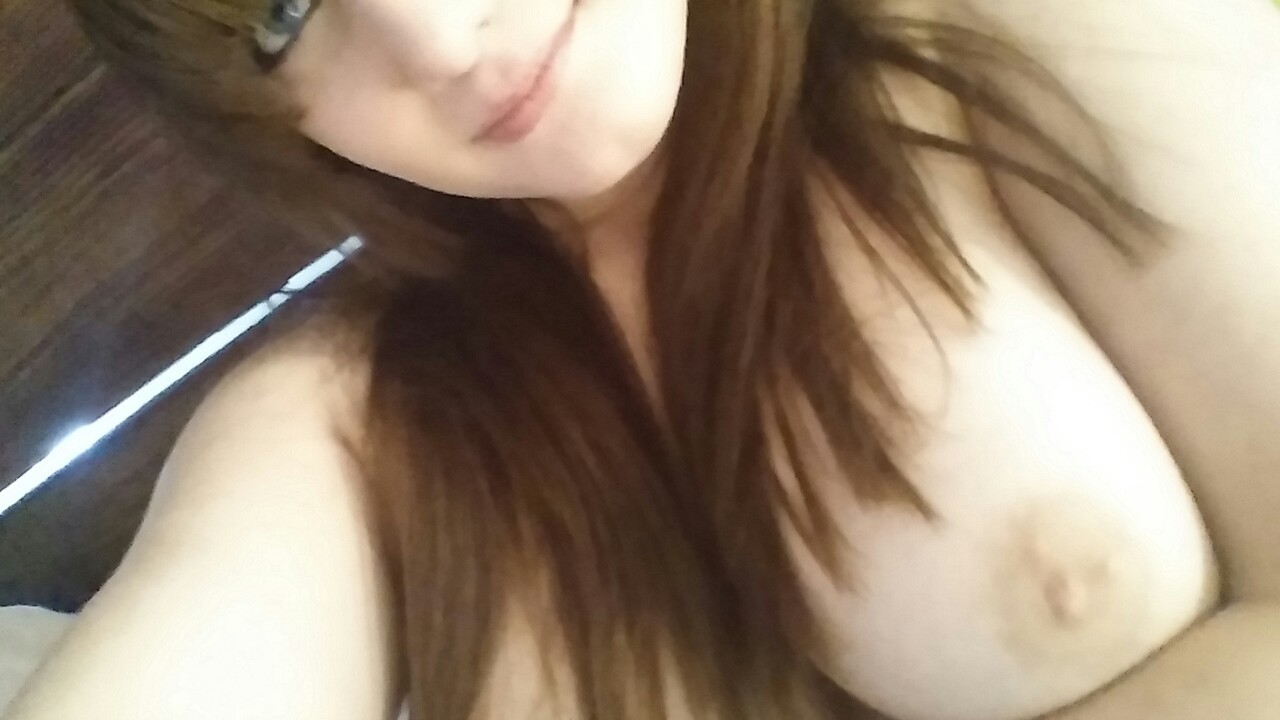 nattiebenson:  Awake again = topless tuesday again