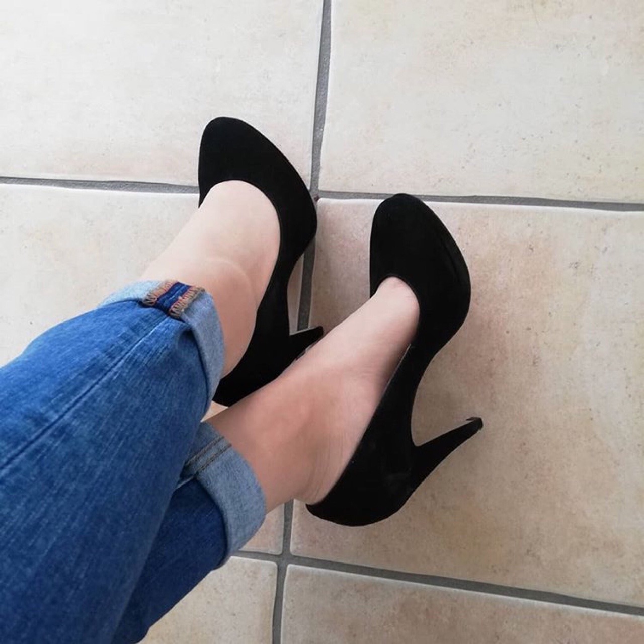 nylons-jeans:  