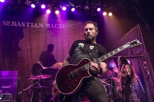 Monte Pittman opening for Sebastian Bach… he rocks!