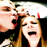 avrillavigine:  Avril Lavigne + Boys 