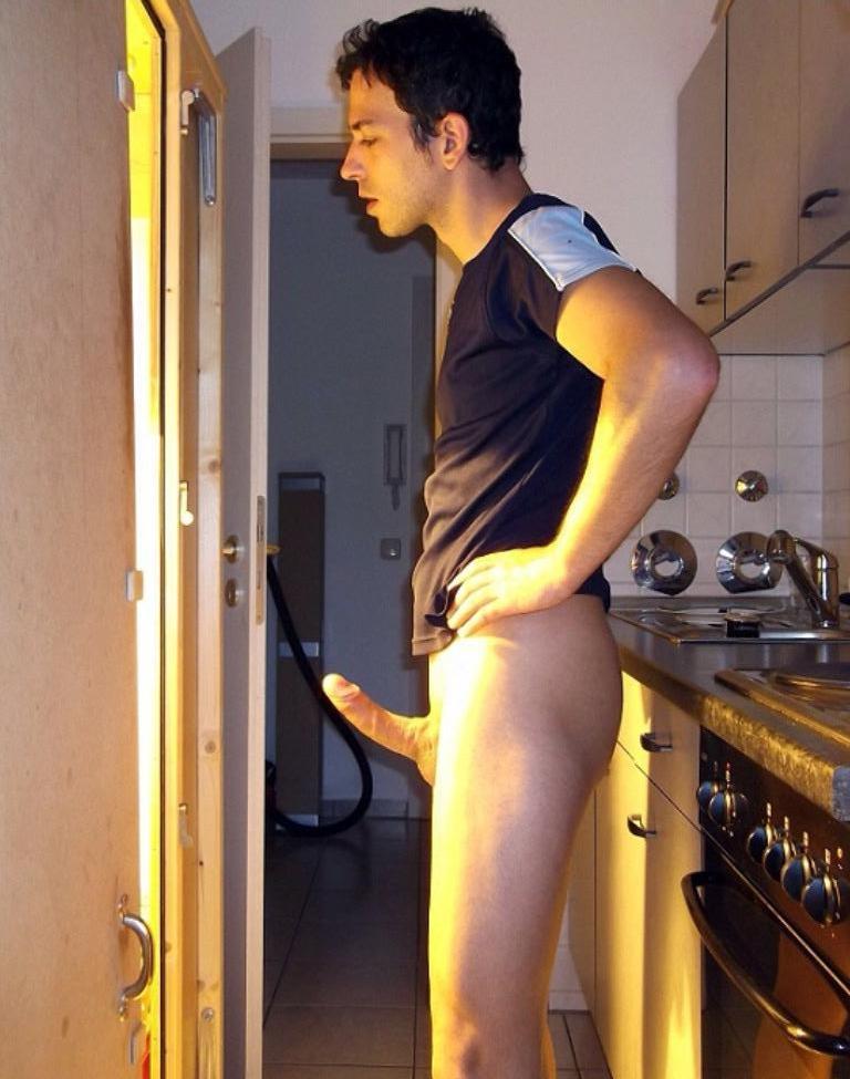 berlindreamer:  NOW OVER 11 900 FOLLOWERS!SEND YOUR SELFIES TO: http://berlindreamer.tumblr.com/submit