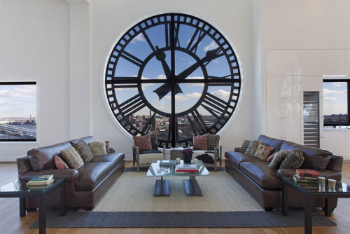 thewildheartsclub:  algaecomplex:  cotea: old clocktower converted into a penthouse  FUCK  It’s like this is my dream home but I didn’t know it till now.  