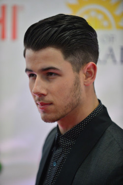 jobrosnews:  Nick Jonas attends The 63rd Annual Miss Universe Pageant Red Carpet at Trump National Doral on January 25, 2015 in Doral, Florida. [MQ] 