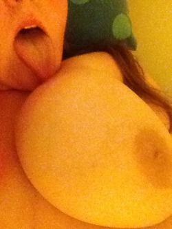 emchris44:  Nipple licking good time ;)  Looks like u could use a tongue!