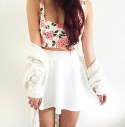 prettylittlefashionxo:  ✿ Cute girly/fashion blog! Follow for more great posts ✿