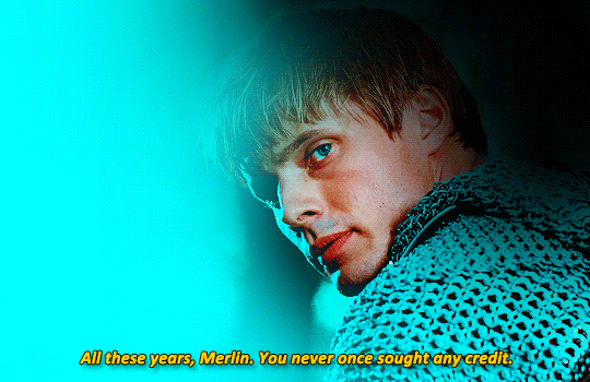 arthurpendragonns:Arthur’s journey to accepting Merlin and his magic in 5x13 “The Diamon