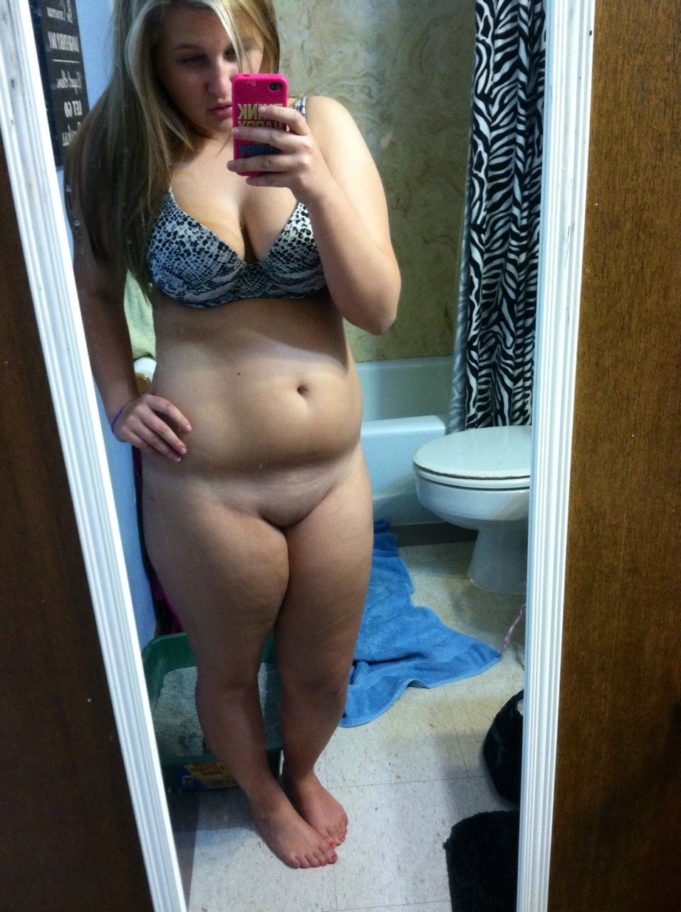 datbbwass:  Love BBWs? Daily Updates! Click Here! Follow and reblog! 