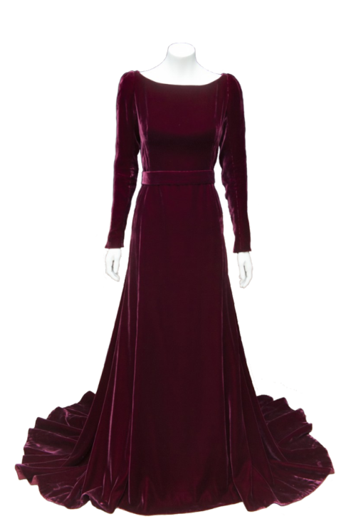 Birgit Hallstein burgundy velvet gown