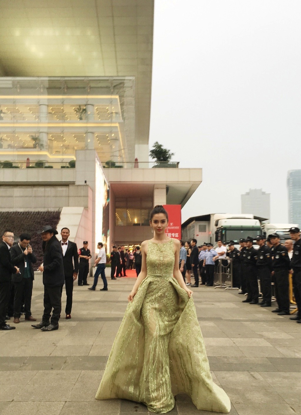 ANGELABABY wearing ELIE SAAB FALL 2015 COUTURE