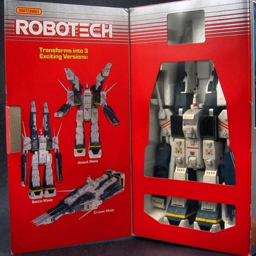 vinyl4giants:  things I remember getting for Christmas… #Robotech #SDF1 from #Matchbox.