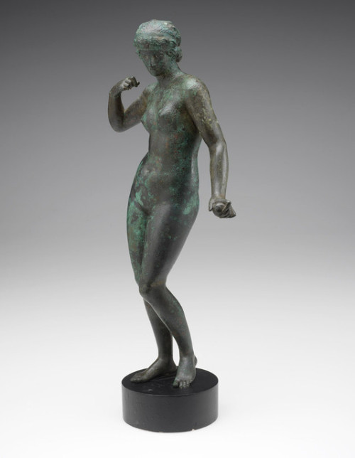 theancientwayoflife:~ Aphrodite. Culture: Greek Date: 199-100 B.C. Medium: Bronze