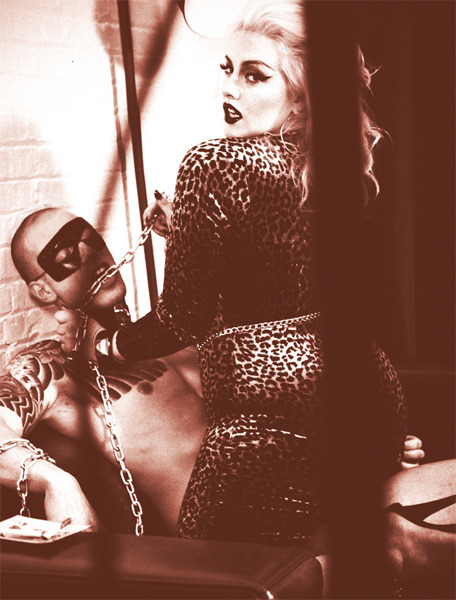 labstrakts:Felicity Hayward for Galore Magazine