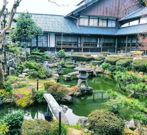 ＼おにわさん更新情報／ ‪[ 福井県越前市 ] 引接寺庭園 Injo-ji Temple Garden, Echizen, Fukui の写真・記事を更新しました。 ――武生の古い町並み“寺町通り”を