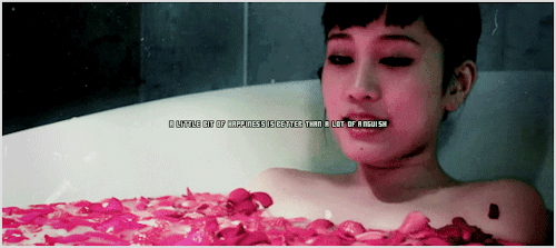 dreamled: enter akimoto mio, a FANDOMLESS ORIGINAL CHARACTER, as written by PHOB and working on a MU