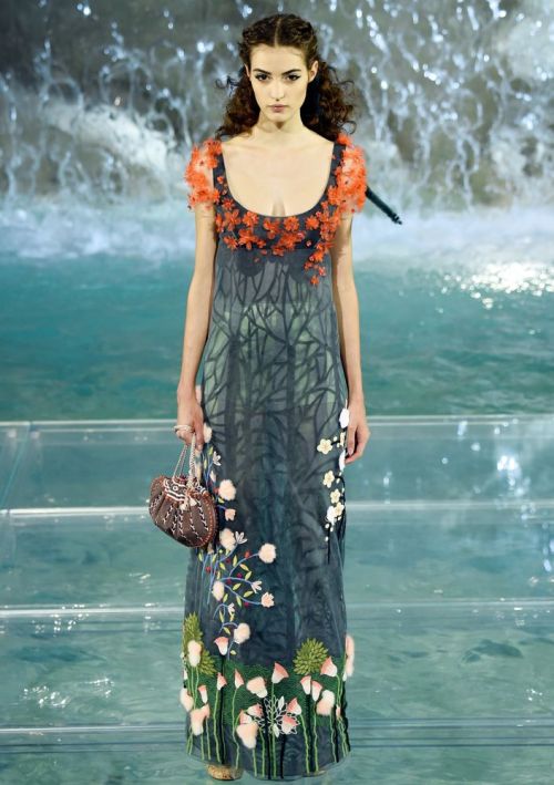 themusewithinthemusewithout: Fendi’s 90th anniversary show held at the Trevi Fountain (Fontana di T