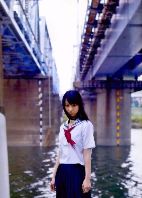 制服 美少女 女子校生 かわいい