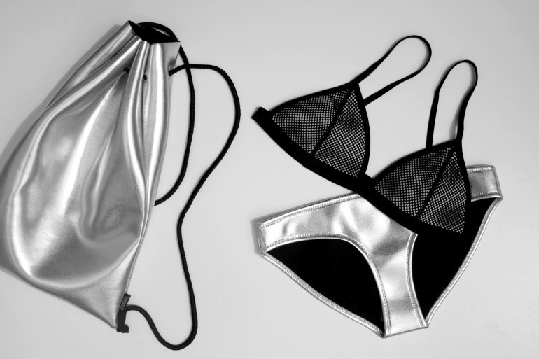 vagueism:  BLK × WHT