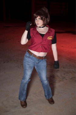 nsfwfoxydenofficial:  🚨 Claire Redfield 🚨New mini set of the month over on patreon! With the new Resident Evil 2 remake out, I just had to release this set.Hope you like ❤️ Shot by @xxstardustphotography Foxy Cosplay is creating Cosplay, Photos,