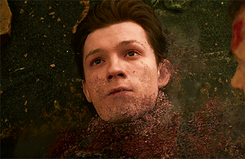 zolomans:“I’m sorry.”  IM SCREAMING