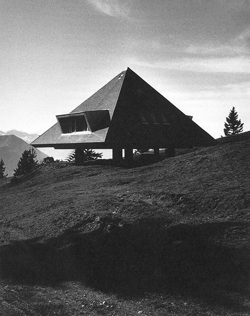 celia-hannes:revuedas:Justus Dahinden, Haus auf der Rigi, Switzerland, 1954Revue DAS