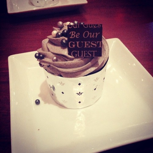 #disneyfood #beourguest #greystuff #cupcake