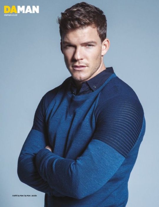 manculture:  Alan Ritchson 