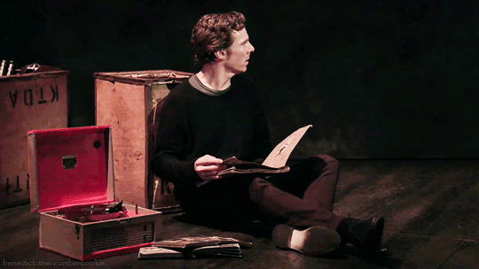 benedict-the-cumbercookie: Stand and unfold yourself. link to Nt live to find a venue near you