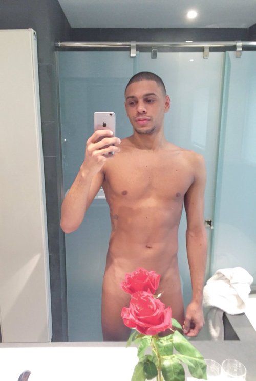 brazilianbamboo2:  Caio Veyron