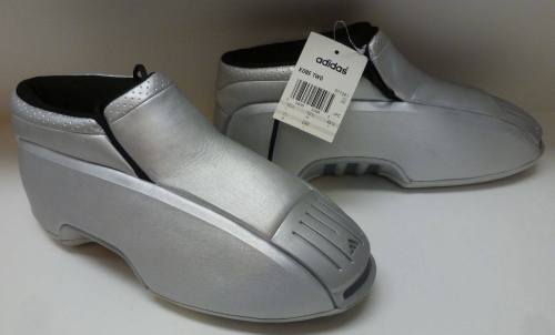 kobe bryant shoes 2001
