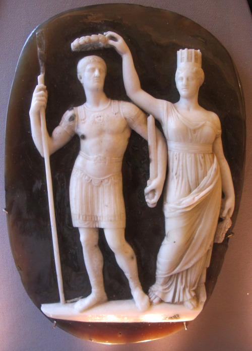 Ancient Roman sardonyx cameo showing Emperor Constantine I being crowned by the Tyche (Fortune) of C
