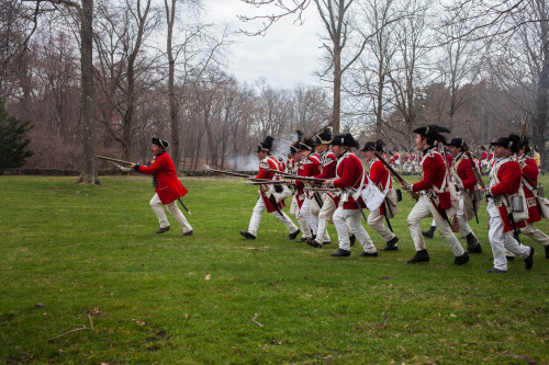 theraabit: Patriot’s Day Part 1. This past weekend I shot the revolutionary war reenactme