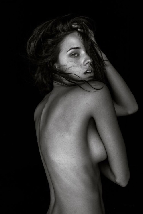 Porn photo kzmkwoji: Luisa De Freitas by  @creativesmiles