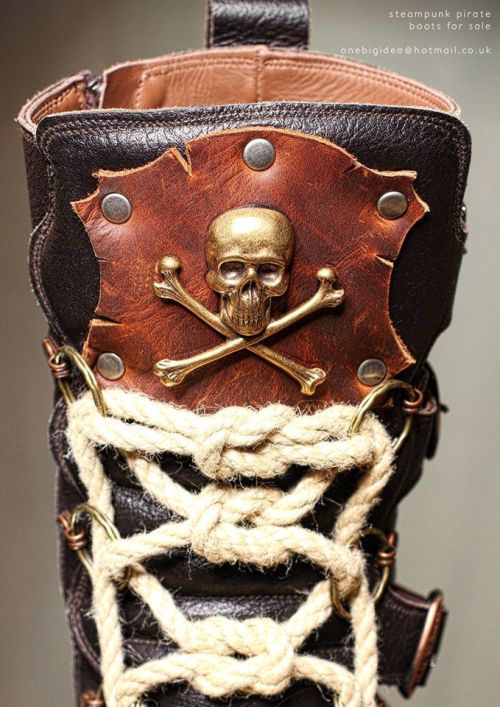 mooseolini:
“emporioefikz:
“ Steampunk skypirate boots
”
Never in my life have i wanted shoes more.
”