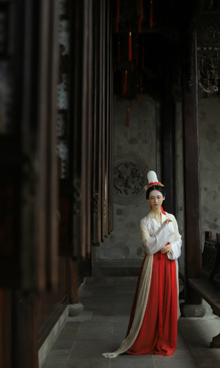 chinese hanfu in song dynasty style by 良心什么的不存在的