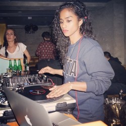 vashtie:  DJ’ed for my Amsterdam friends