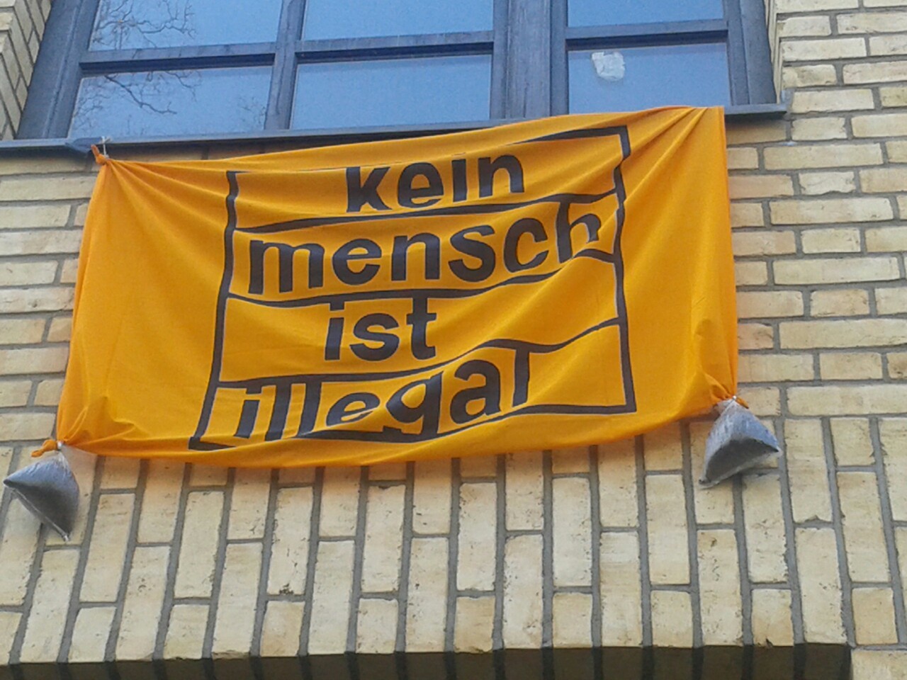 Kein Mensch ist illegal !