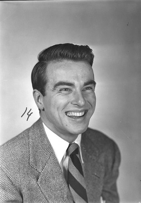 mattybing1025:  Montgomery Clift photographed by Alfredo Valente, 1948.