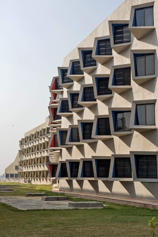 travelingcolors: The Street by Sanjay Puri Architects Location: Mathura, Uttar Pradesh,