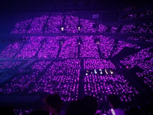 soshiexclusive:
“140629 ‘Love&Peace’ Tour in Saitama Day-3 ‘Pink Ocean’ ♥
”