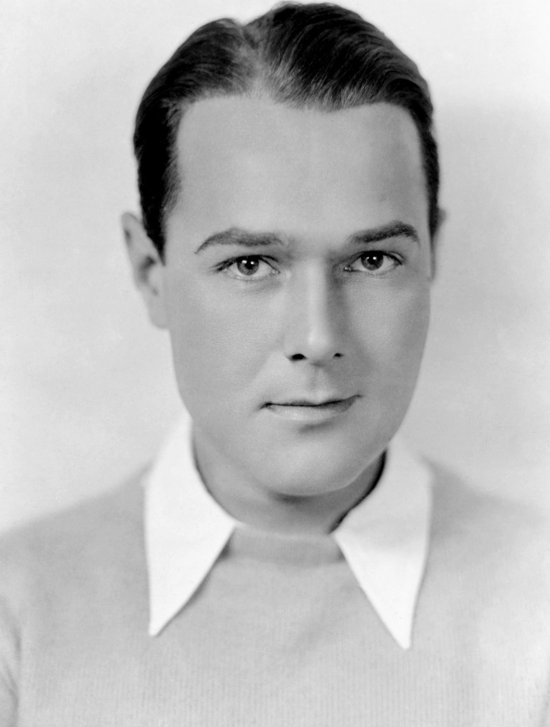 iwanthermidnightz:William “Billy” Haines (1900-1973) was a huge American actor in the 1920’s and early 1930’s during pre-code Hollywood. Haines ran away from home at age 14 with a young man he called a “boyfriend” to Hopewell, VA where they