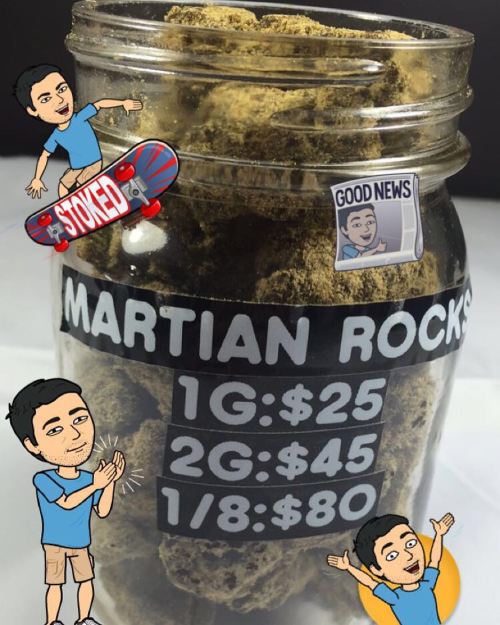 We got #martianrocks from @mainline_concentrates this is King Louie OG pressed into decarbed banana 