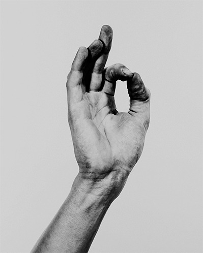 fxminista:  nymphical:   Photographs by Christian Weber from his series Holding fingers