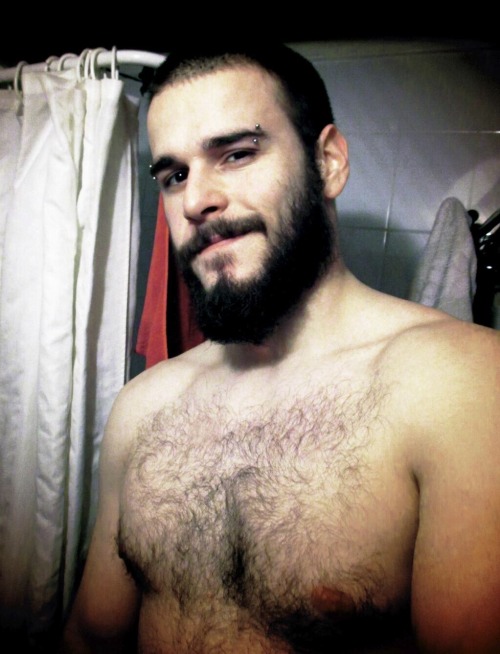 realmenstink:  kvaldaaa:  kris irons  HOT SLEEVED & BEARDED STUD !!! 