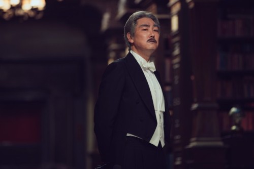 entertainingtheidea:New set of stills from Park Chan-wook’s The Handmaiden(Agasshi), set to debut in