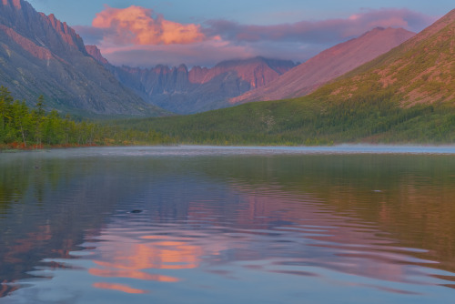 expressions-of-nature:Jack London Lake & Invisible Lake, Russia by Vladimir Ryabkov